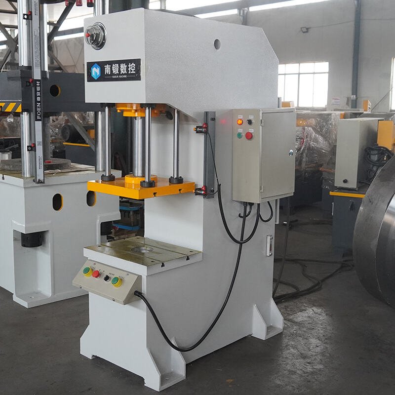 Nadun 40t Single Column Press Machine With Four Column Guiding