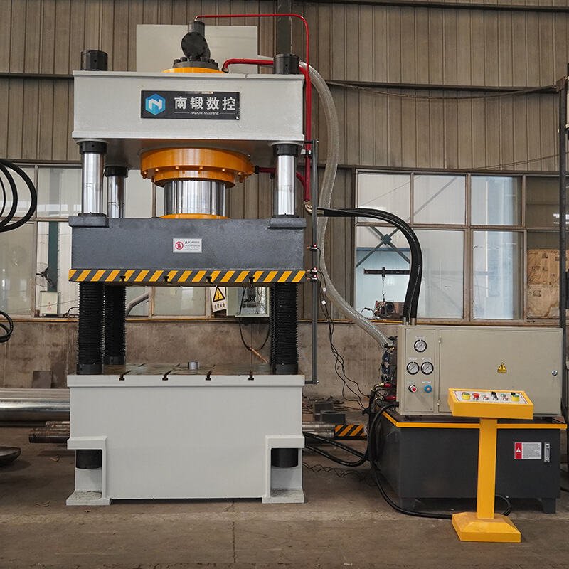Nadun 500t Hydraulic Press with Heating Plate for Metal Hot Forming