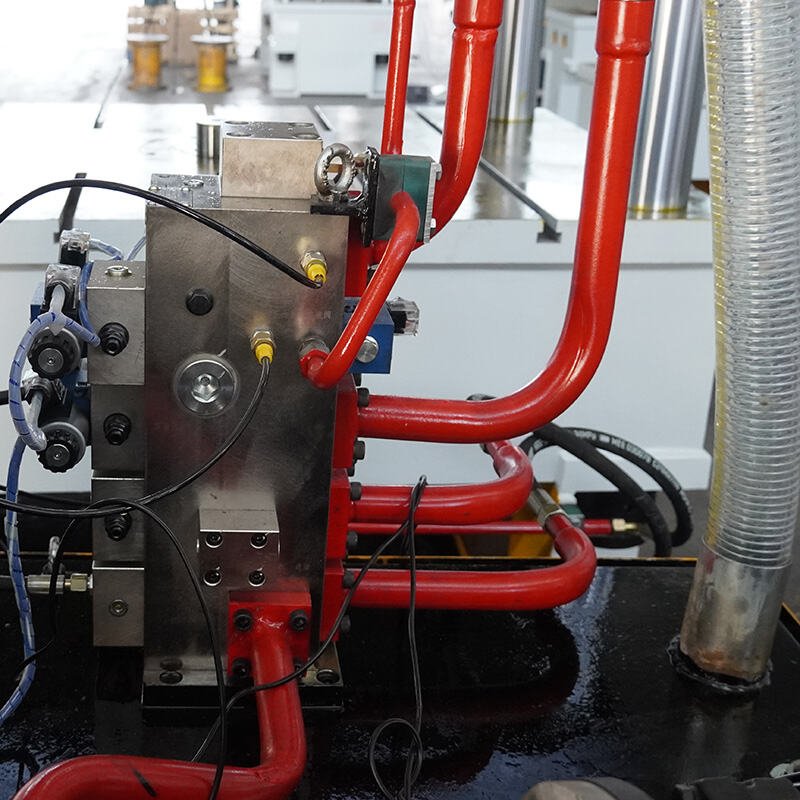 Nadun 500t Hydraulic Press with Heating Plate for Metal Hot Forming supplier