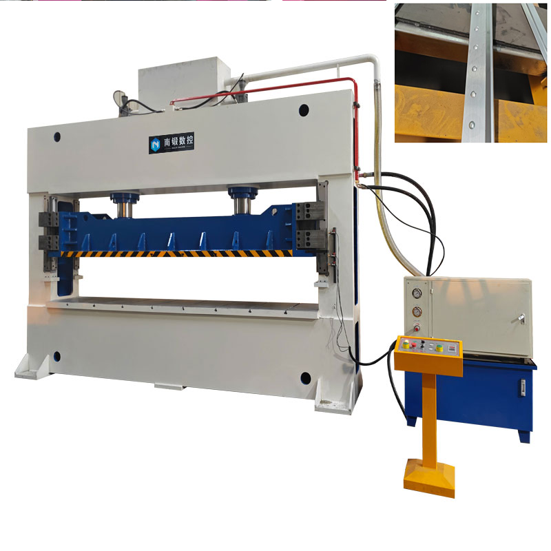 200-ton Frame Hydraulic Press Hydraulic Press for Punching Row-Pinned Holes in Automotive Metal Parts