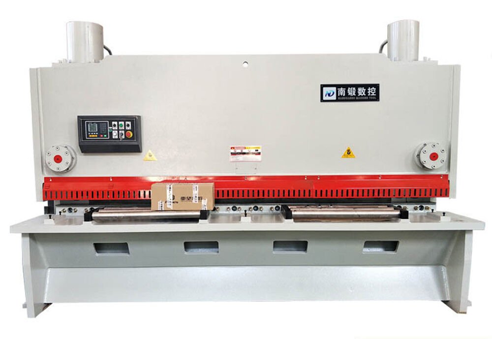 12*3200mm guillotine shearing machine