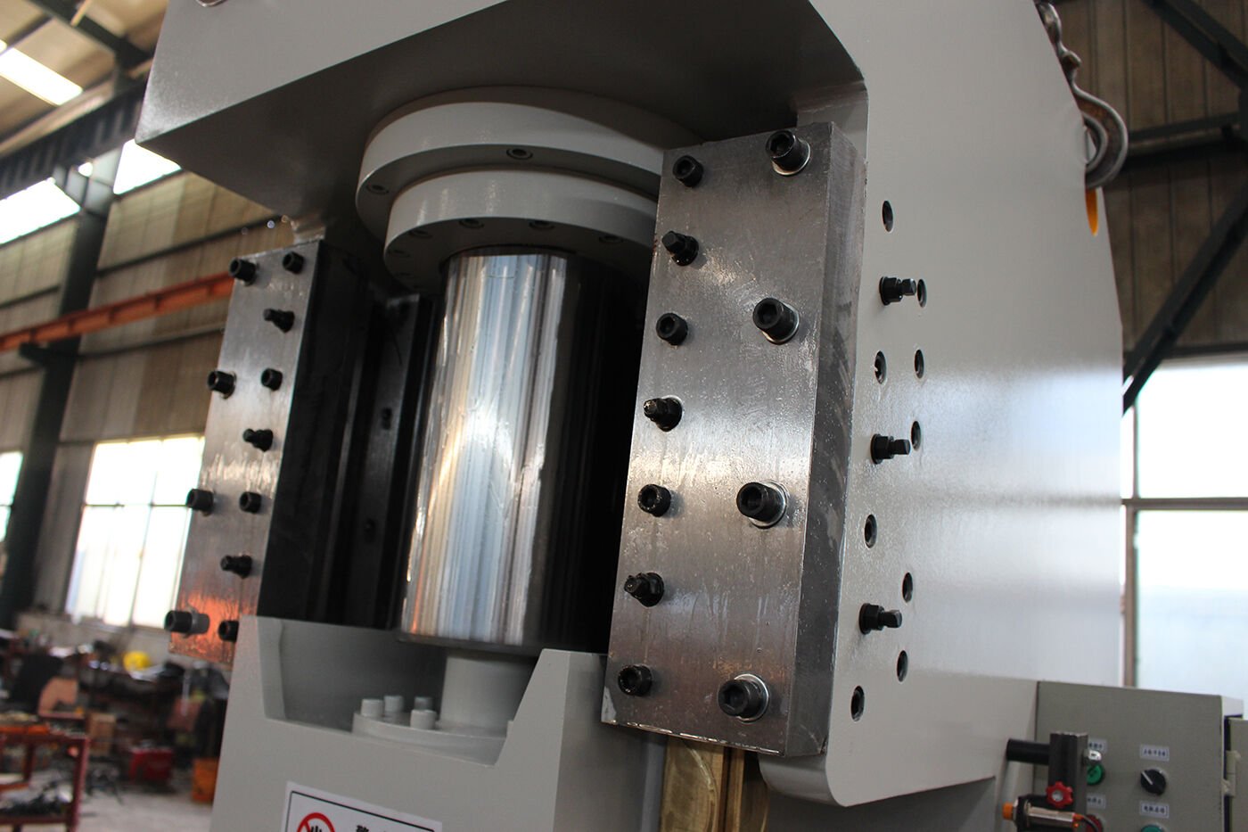 100 ton hydraulic punching machine manufacture