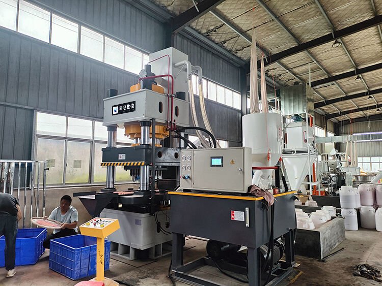 Nadun Machinery 630-ton fish bait block production line