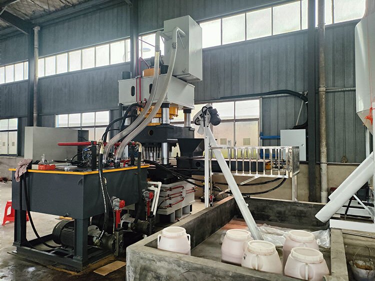 nadun machinery 630 ton fish bait block production line-2